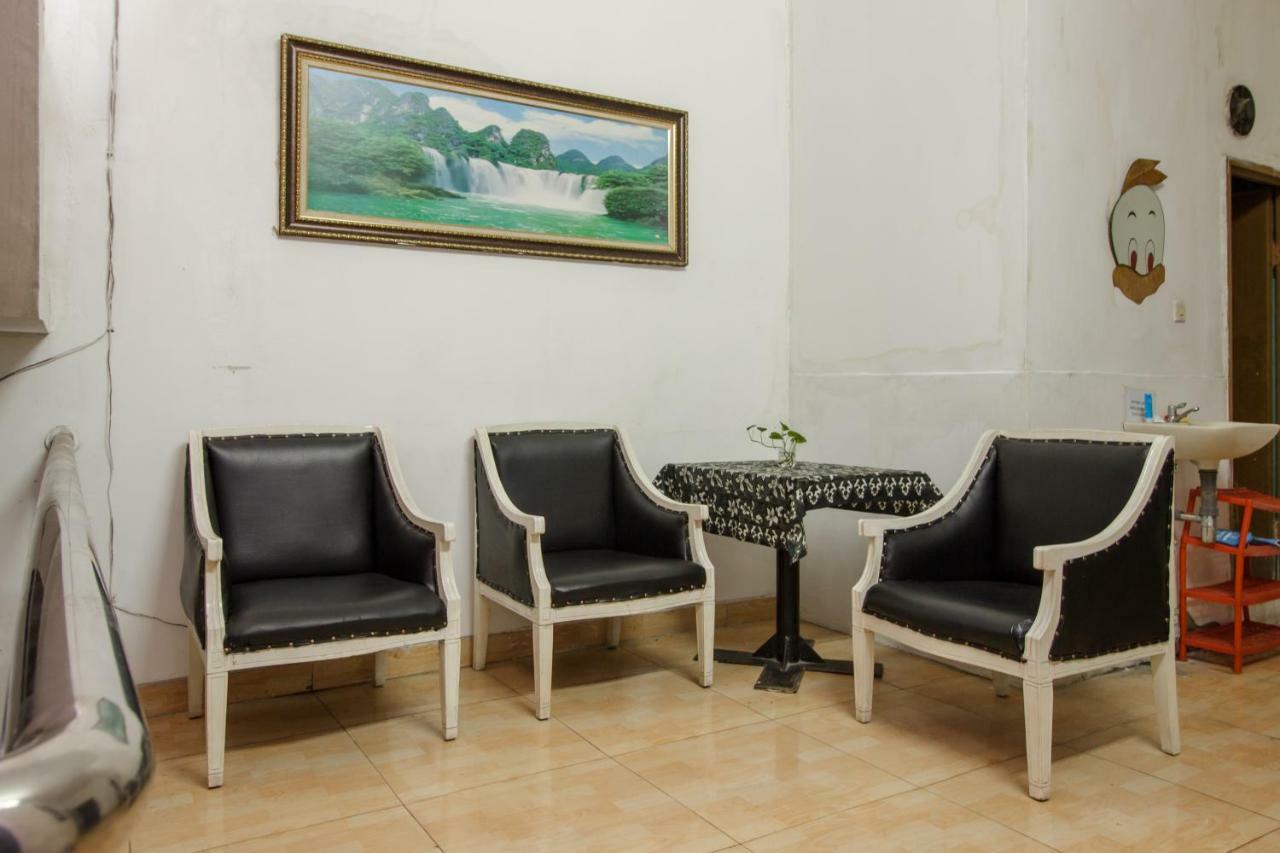 RedDoorz Syariah At Taman Bendungan Asahan Jakarta Bagian luar foto